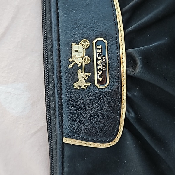 Vintage Coach Clutch - Picture 3 of 8